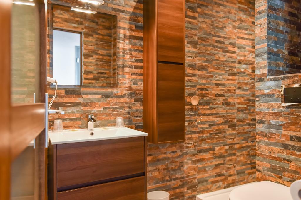 Logis Hotel Restaurant Mar I Sol Saint-Cyprien (Pyrenees-Orientales) Room photo