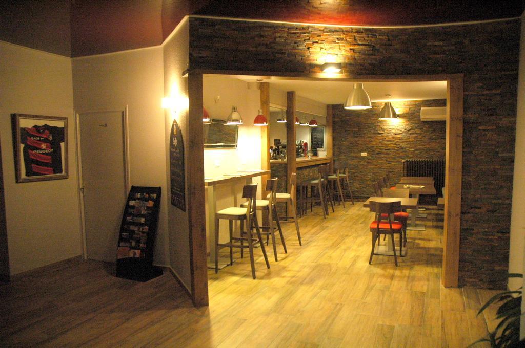 Logis Hotel Restaurant Mar I Sol Saint-Cyprien (Pyrenees-Orientales) Exterior photo